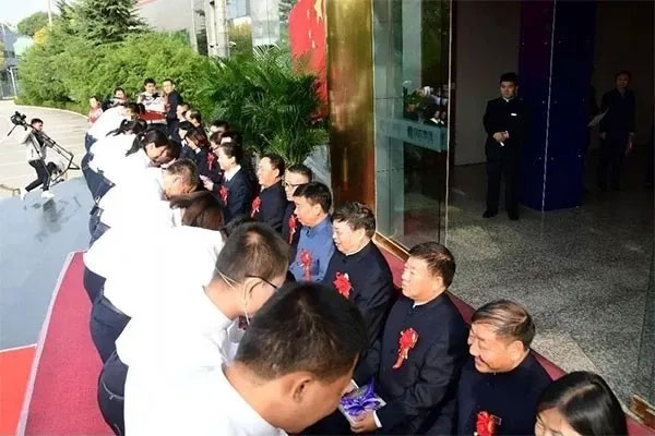 J9集团导师制拜师仪式
