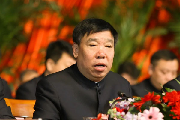 J9集团李安平董事长作报告